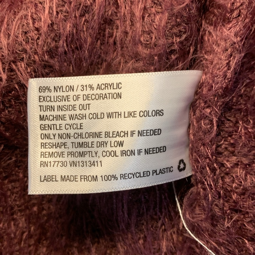 Knox Rose Embroidered Fuzzy Slouch Sweater - Picture 6 of 8